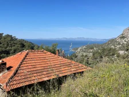 Village House For Sale In 4,400M2 Land With Full Sea View In Gökbel