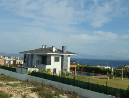 Land For Sale In Çeşme Dalyan Neighborhood With Full Sea View 1176M2 Zoning