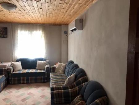 Okçular Satılık Köyevi 752M2 Arsa İçinde Satılık Bungolev