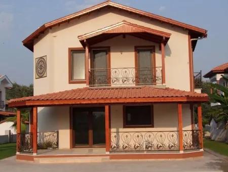 Dalyan Satılık Villa Dalyan 675M2 Arsa İçinde 4+1 Müstakil Satılık Villa