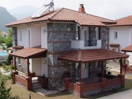 Dalyan'da Site İçerisinde 3+1 Satılık Villa