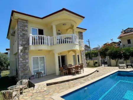 Dalyan Maraş'da Kral Mezarları Manzaralı Satılık Villa